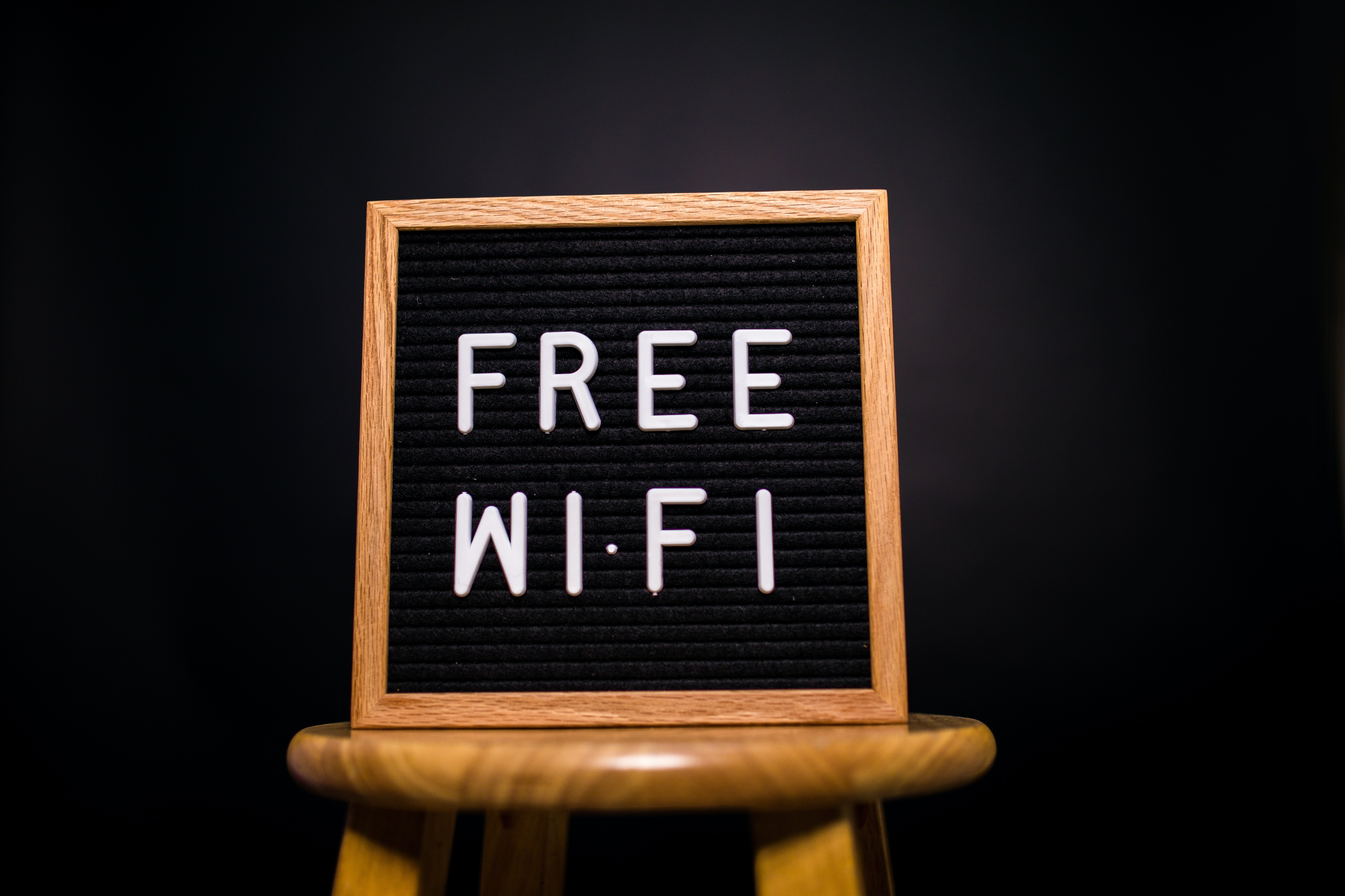 5 Ways to Get Wi-Fi Connections Without an Internet Provider